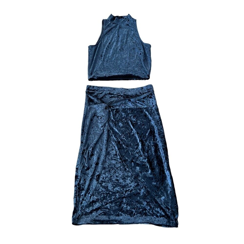 Twelve by Ontwelth Crushed Velvet Top & Skirt Size Small